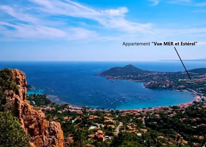 Апартаменты Le Belvedere-cap Esterel-var *